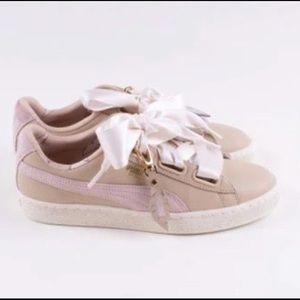 PUMA Vintage Style Sneakers- Pink Basket Heart Coach/ Festival